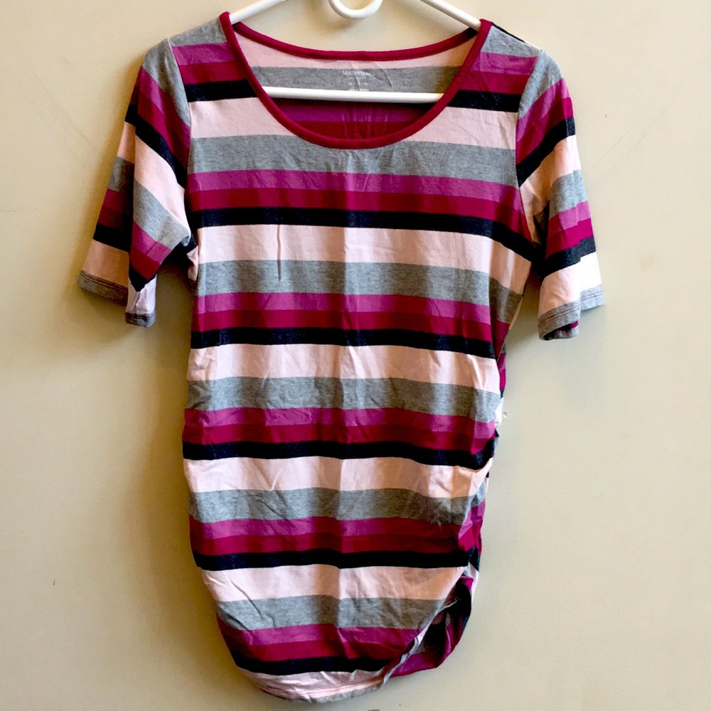Striped ruched maternity top pretty!